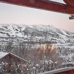Дом отдыха Lovely In With Wifi